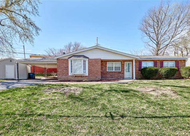 Property at 12712 Missouri Bottom Rd, Hazelwood, MO 63042, 3 beds, 2 baths