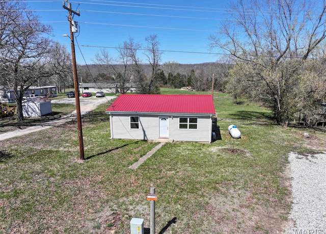 Property at 229 E Hwy 8, Steelville, MO 65565, 3 beds, 1 bath