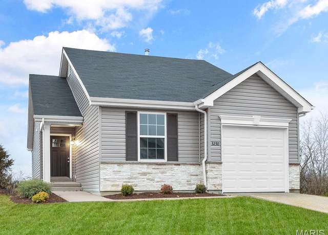 Property at 2 Summerfield at Parkview Cmn, Gray Summit, MO 63069, 2 beds, 1 bath