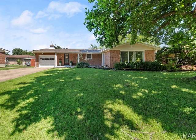 Property at 417 Concordia Ln, St Charles, MO 63301, 3 beds, 2.5 baths