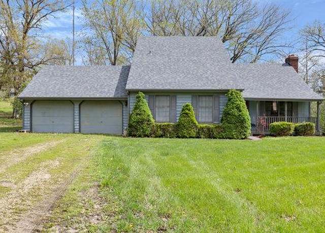 Property at 28470 Sunnyside Rd, Warrenton, MO 63383, 3 beds, 2 baths