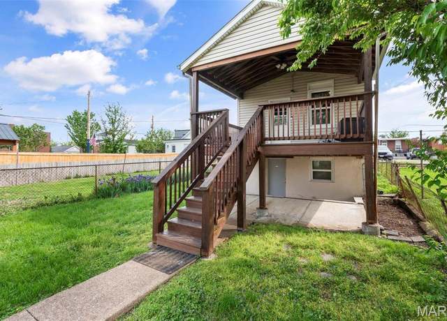Property at 5226 Elizabeth Ave, St Louis, MO 63110, 3 beds, 2 baths