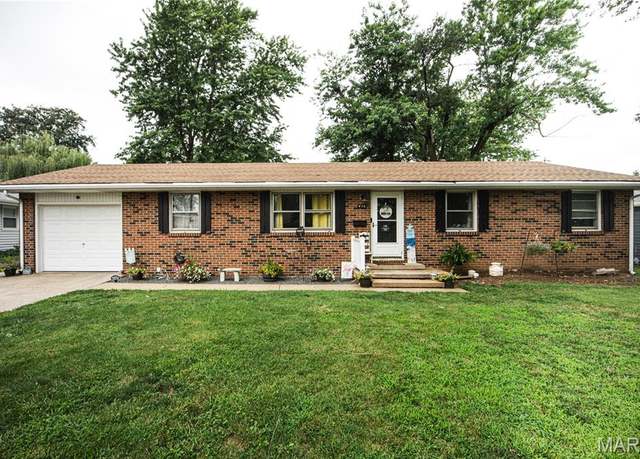Property at 416 Wyoming St, Bethalto, IL 62010, 4 beds, 2.5 baths