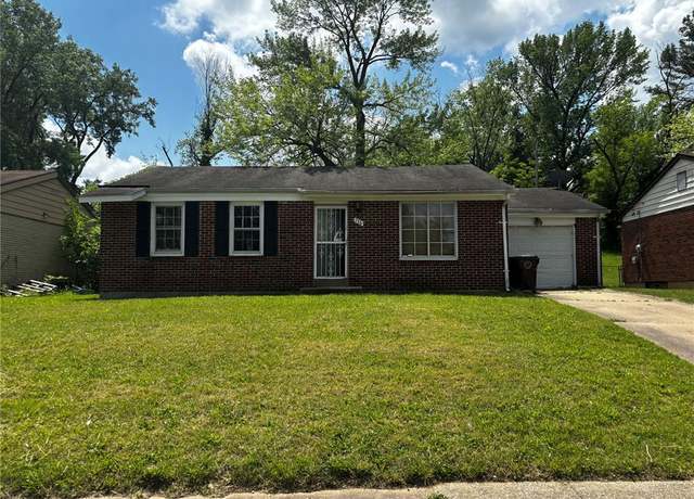 Property at 736 Brotherton Ln, Ferguson, MO 63135, 3 beds, 1 bath