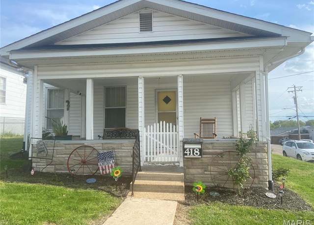 Property at 418 N 3rd St, Festus, MO 63028, 2 beds, 1 bath