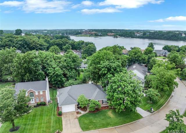 Property at 15 Eagles Way Ln, Lake St Louis, MO 63367, 4 beds, 3 baths