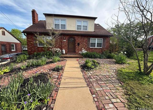 Property at 322 Midway Ave, St Louis, MO 63122, 4 beds, 2 baths