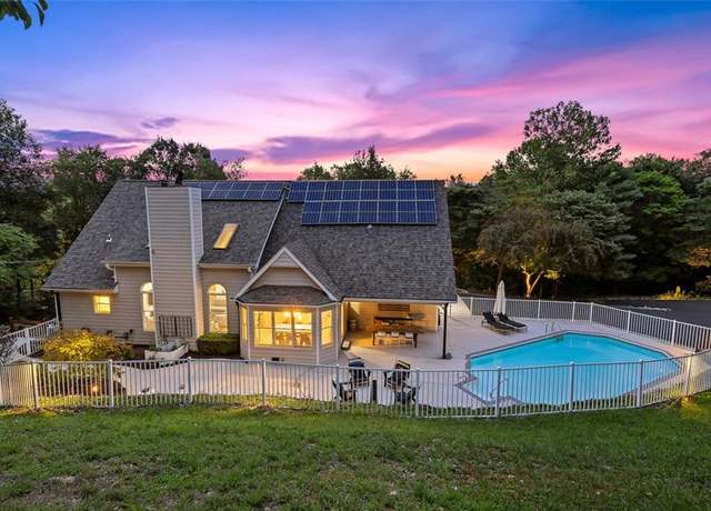 Property at 1115 Kiefer Creek Meadows Dr, Ellisville, MO 63021, 3 beds, 3.5 baths