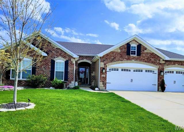 Property at 1315 Whispering River Ct, O'fallon, MO 63366, 3 beds, 2.5 baths