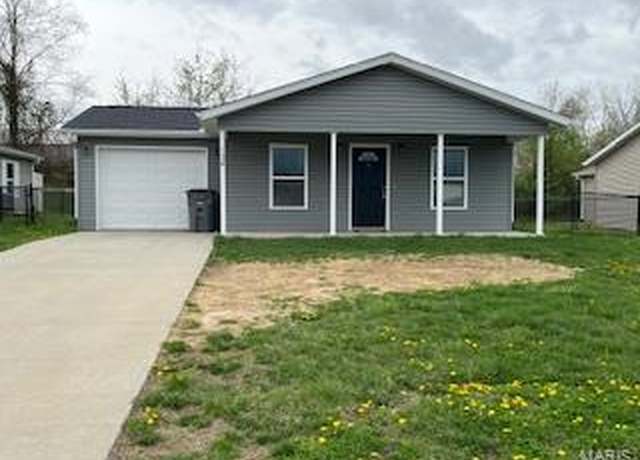 Property at 134 Southview Dr, Jackson, MO 63755, 3 beds, 2 baths