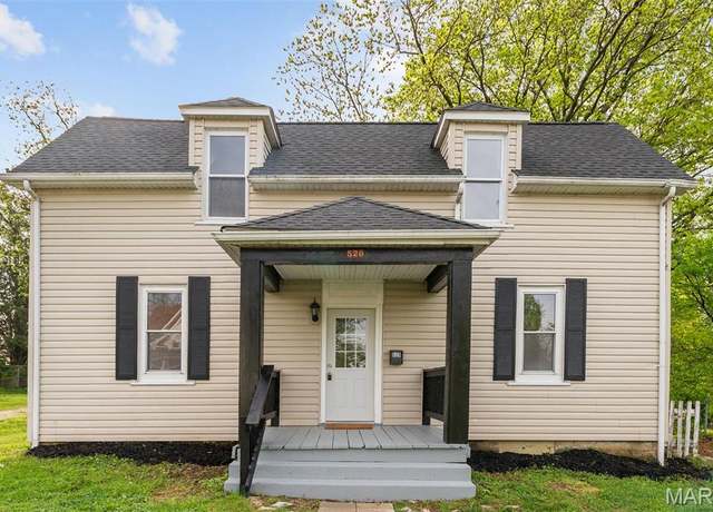 Property at 520 Locust St, Washington, MO 63090, 3 beds, 2 baths