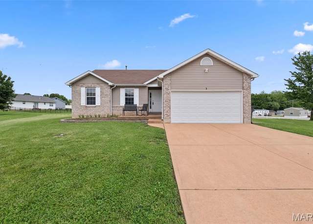 Property at 3 Tensleep Cir, Festus, MO 63028, 4 beds, 3 baths