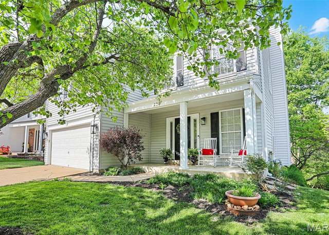 Property at 630 Cascade Lake Dr, Ballwin, MO 63021, 3 beds, 2.5 baths