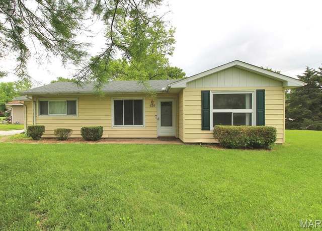 Property at 638 Monica Dr, Belleville, IL 62223, 2 beds, 1 bath
