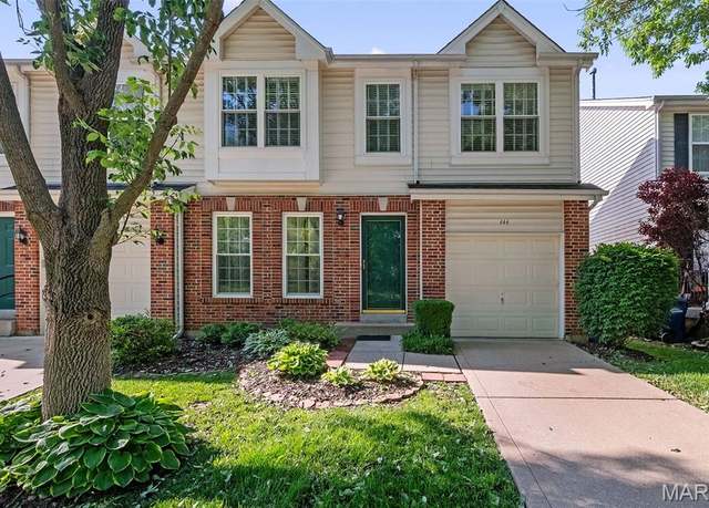 Property at 444 Summit Tree Ct, Fenton, MO 63026, 3 beds, 2 baths