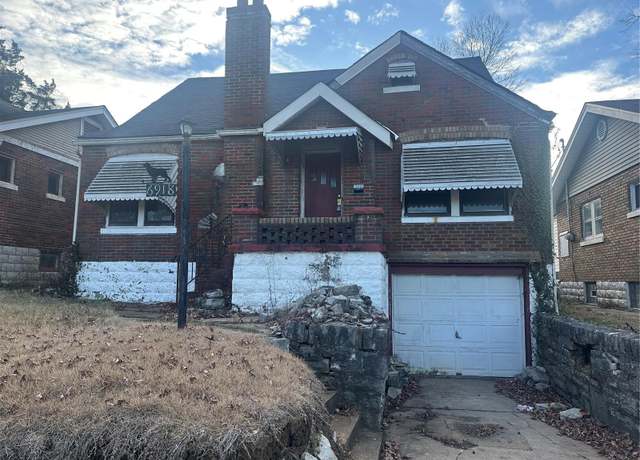 Property at 6918 Normandale Dr, St Louis, MO 63121, 3 beds, 1.5 baths