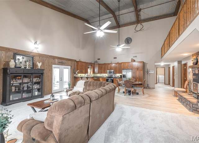 Property at 3505 Highway 50 East, Linn, MO 65051, 3 beds, 3 baths
