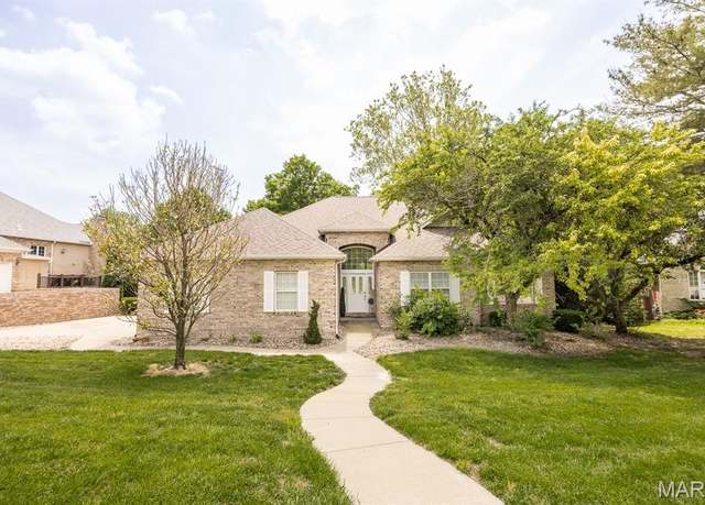Property at 3 Wedgewood Ct, Edwardsville, IL 62025, 5 beds, 3 baths