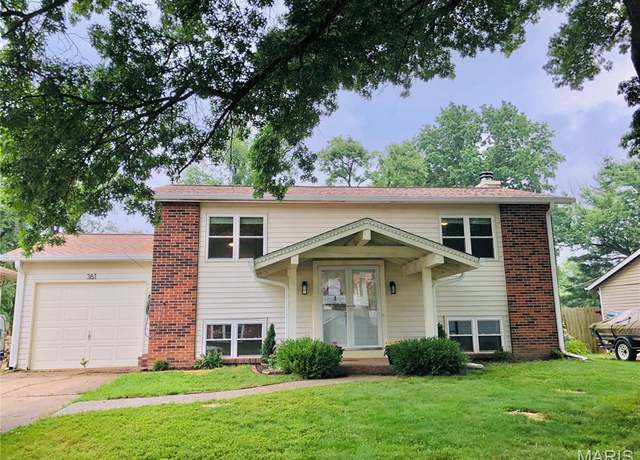 Property at 361 Messina Dr, Ballwin, MO 63021, 3 beds, 2 baths