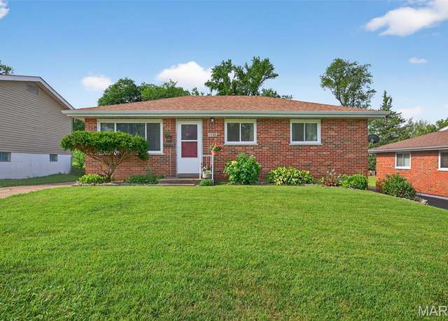 Property at 9522 Cote Brilliante Ave, Overland, MO 63114, 3 beds, 1 bath