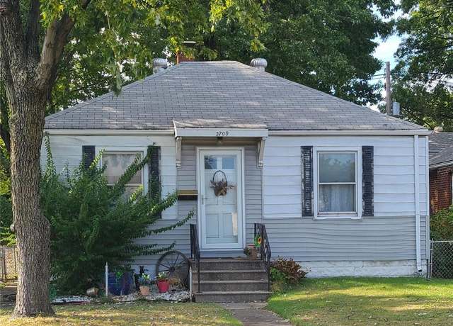 Property at 2709 Ralph St, Granite City, IL 62040, 2 beds, 1 bath