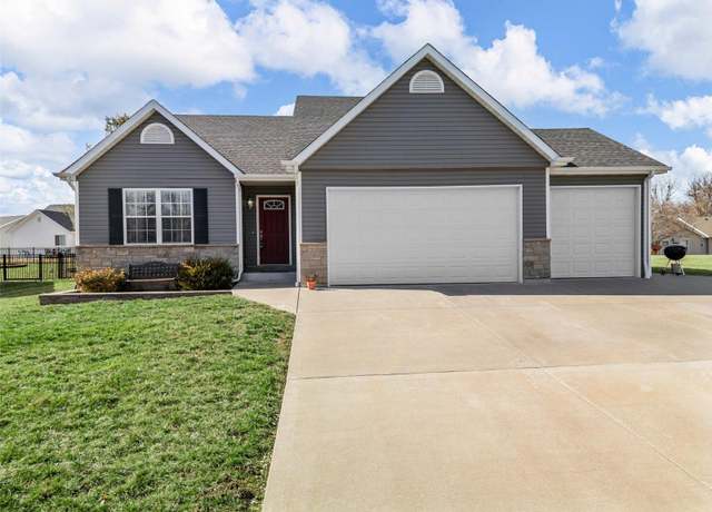 Property at 10829 Mahogany Dr, Foristell, MO 63348, 4 beds, 2 baths