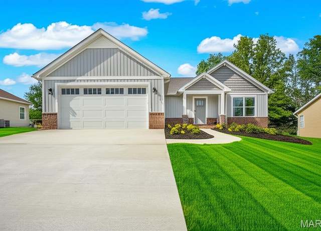 Property at 403 Briarcliff Dr, Waterloo, IL 62298, 4 beds, 3 baths