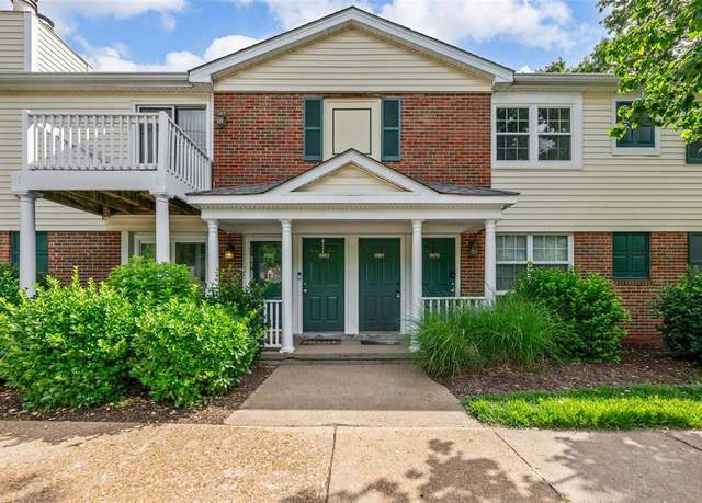 Property at 9181 Wrenwood Ln, Brentwood, MO 63144, 2 beds, 1 bath