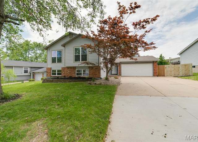 Property at 1113 Spencer Rd, St Peters, MO 63376, 4 beds, 2 baths