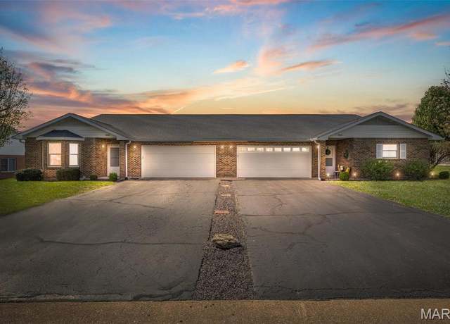 Property at 302 Bayberry Ln, Farmington, MO 63640, 2 beds, 2 baths