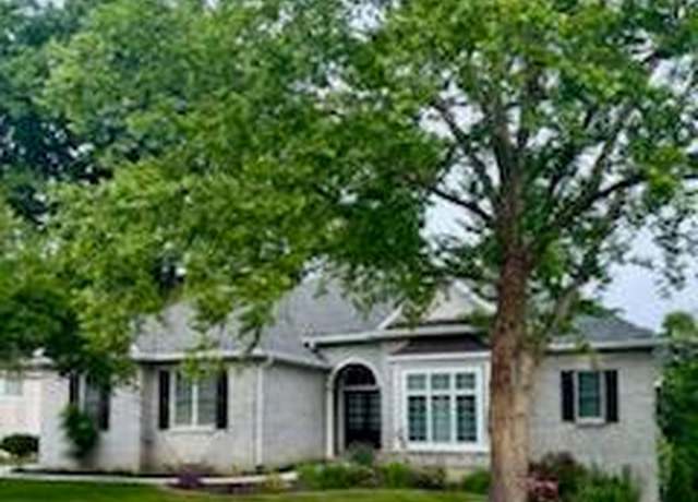 Property at 17 Eagles Way Ln, Lake St Louis, MO 63367, 4 beds, 3.5 baths