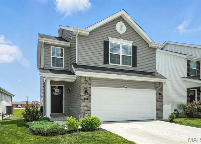 Property at 339 Crestfield Ct, St Charles, MO 63301, 3 beds, 2.5 baths
