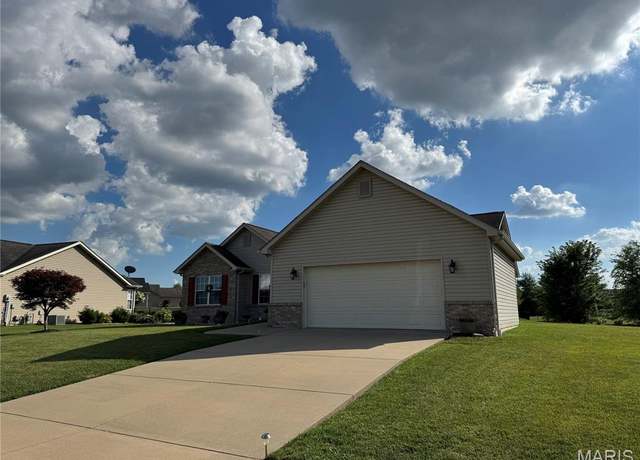 Property at 5037 Bristol Hill Dr, O'fallon, IL 62269, 4 beds, 3 baths