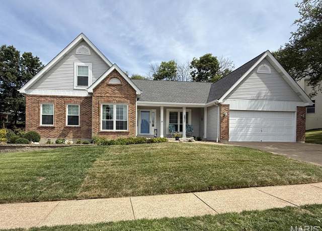 Property at 2857 Championship Blvd, St Louis, MO 63129, 4 beds, 3 baths