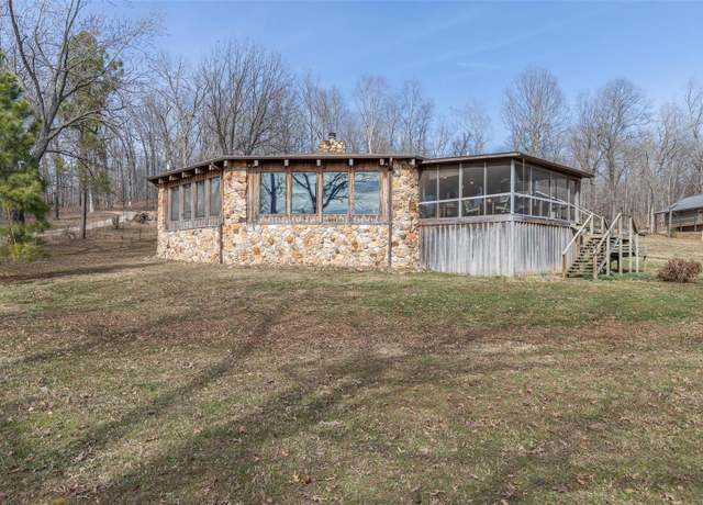 Property at 64 Trails End Ln, Doniphan, MO 63935, 3 beds, 3.5 baths