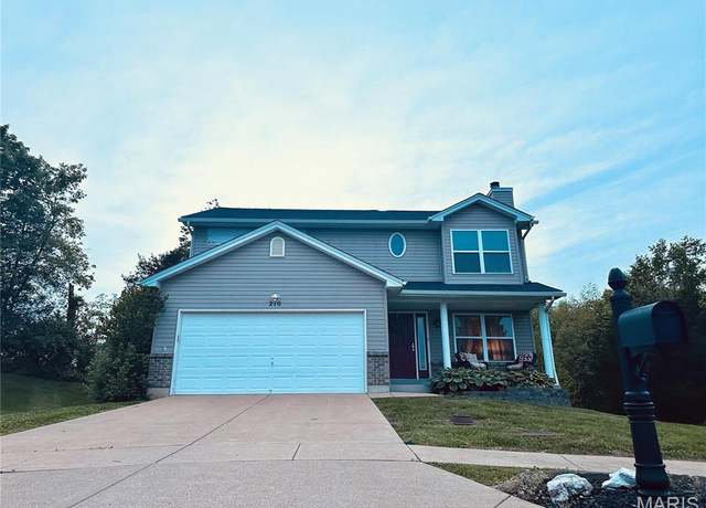Property at 210 Castle Pines Ct, Imperial, MO 63052, 4 beds, 2.5 baths
