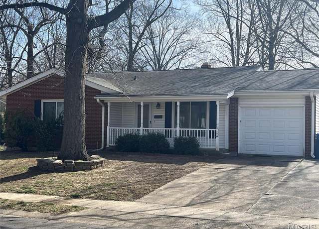 Property at 1804 Stanford Pl, Edwardsville, IL 62025, 2 beds, 2 baths