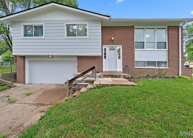 Property at 5263 Faro Dr, MO 63128, 3 beds, 2 baths