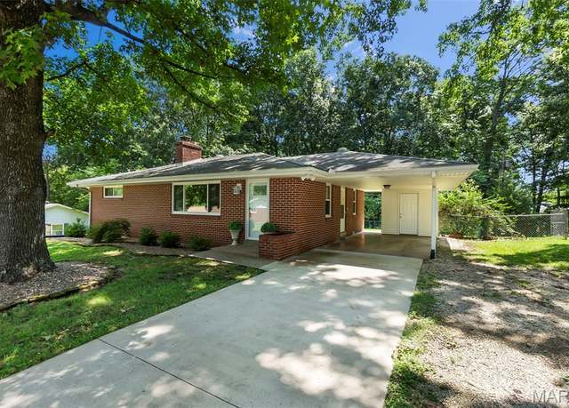 Property at 1606 Price Dr, Cape Girardeau, MO 63701, 3 beds, 2 baths