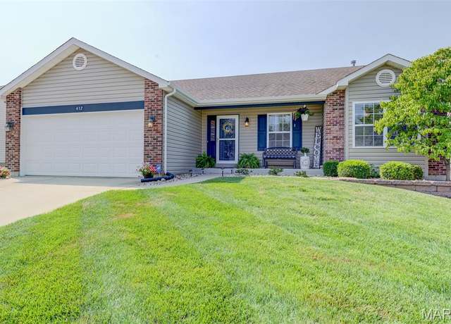 Property at 412 Ramblewood Way, Wentzville, MO 63385, 3 beds, 2 baths