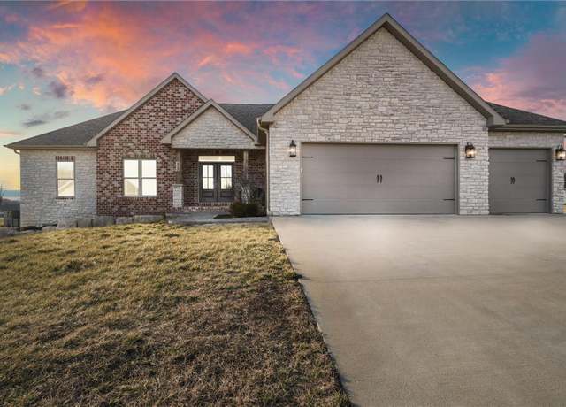 Property at 33 Victory Ln, Cape Girardeau, MO 63701, 5 beds, 3.5 baths