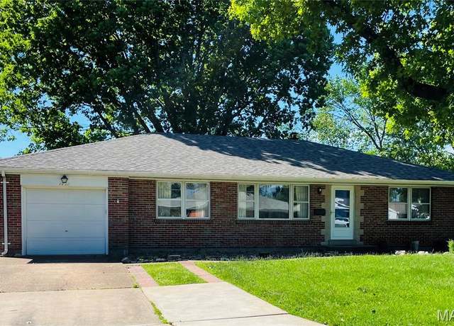 Property at 7830 Apple Valley Dr, Affton, MO 63123, 3 beds, 2 baths