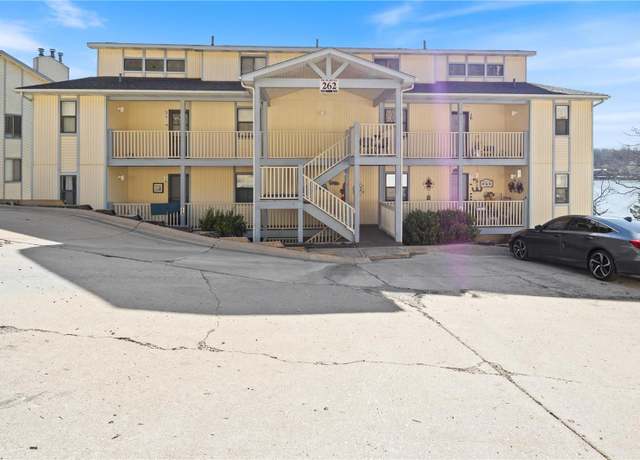 Property at 262 Bluff Blvd Unit 1B, Camdenton, MO 65020, 3 beds, 3 baths