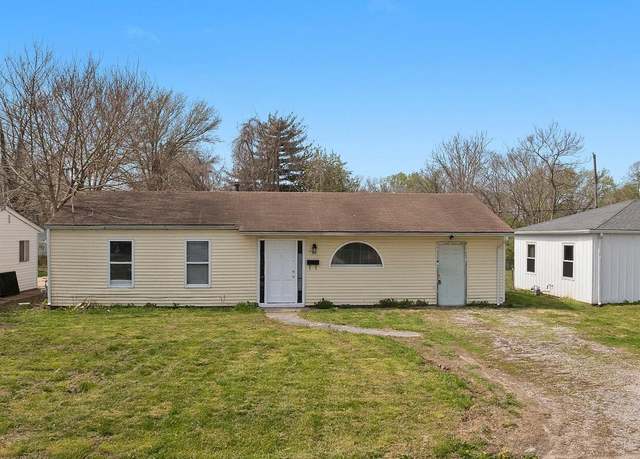 Property at 47 E Adams Dr, East St Louis, IL 62206, 3 beds, 1 bath
