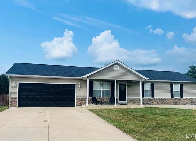 Property at 35 Hillsdale Dr, Troy, MO 63379, 3 beds, 2 baths