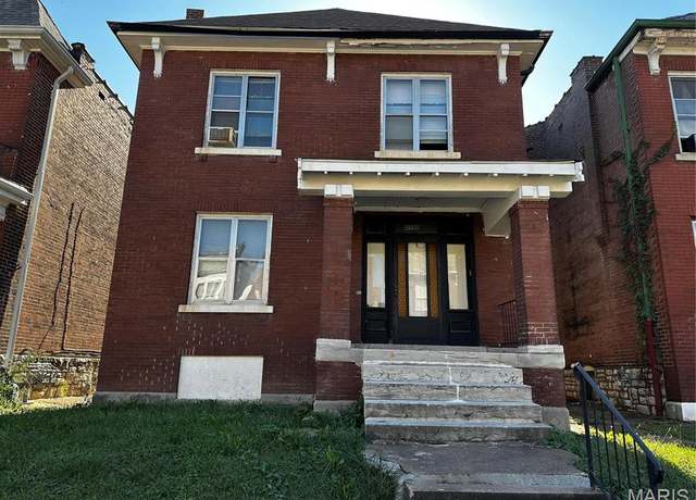 Property at 4166 Farlin Ave, St Louis, MO 63115, 3 beds, 1.5 baths