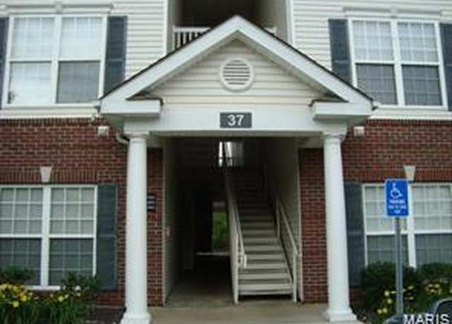 Property at 37 Kassebaum Ln #203, St Louis, MO 63129, 2 beds, 2 baths