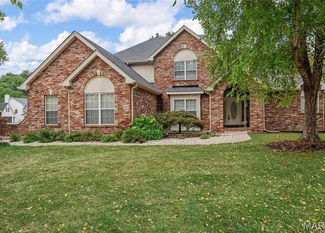 Property at 4211 Georgian Oaks Ct, St Charles, MO 63304, 3 beds, 2.5 baths