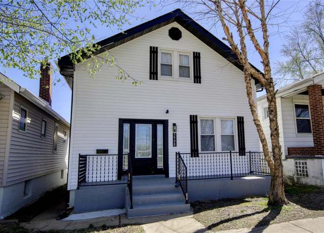 Property at 5908 Morganford Rd, St Louis, MO 63116, 3 beds, 1.5 baths