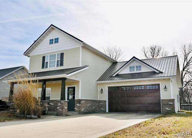 Property at 19896 Divine Rd, Lebanon, MO 65536, 3 beds, 2.5 baths